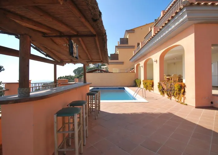 Club Villamar - Denise Villa Lloret de Mar