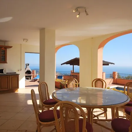 Club Villamar - Denise Villa Lloret de Mar